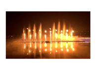 Σύγχρονο υπαίθριο φλεμένος ύφος χορού μουσικής φω'των πυροτεχνημάτων νερού οδηγημένο πηγή προμηθευτής